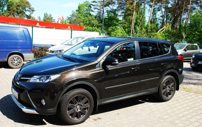 Toyota RAV4 cena 87820 przebieg: 98000, rok produkcji 2015 z Bobolice małe 781